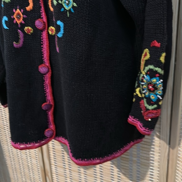 Work in Progress Classics Vintage 1990s Black Floral Knit Cardigan Sweater Large - Picture 5 of 16